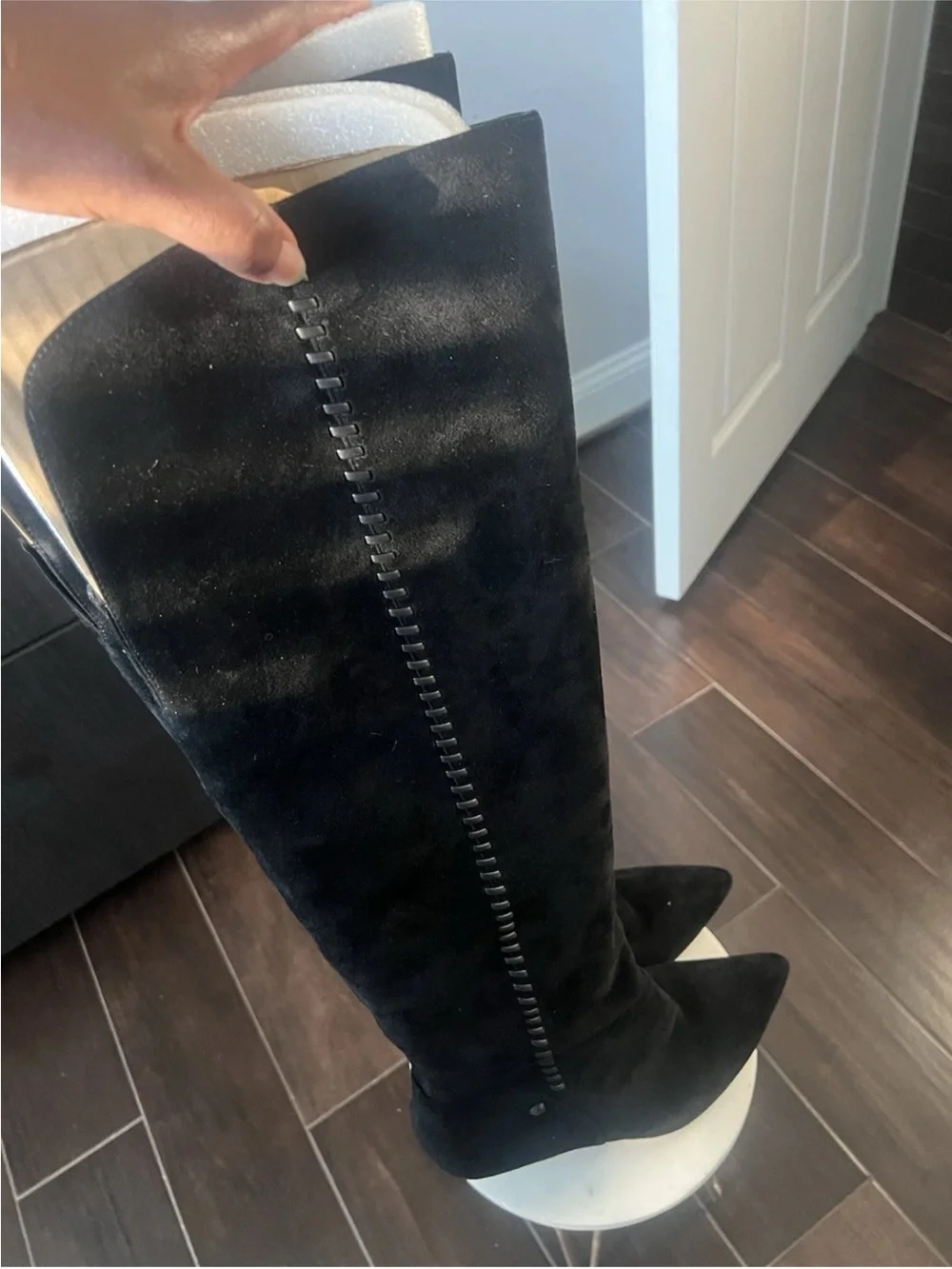 ***Used***Worn 3 Times - Women’s Vince Camuto High Suede Boots Size 12